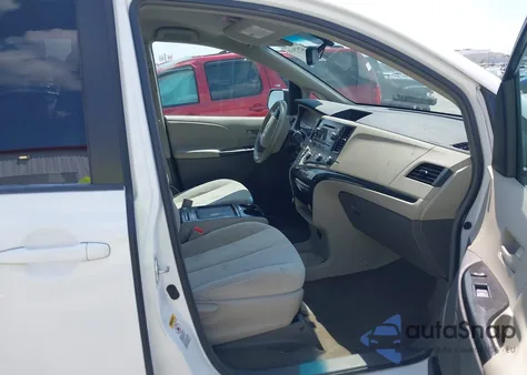 2011 Toyota Sienna Le V6 from USA, damaged, VIN 5TDKK3DCXBS143837